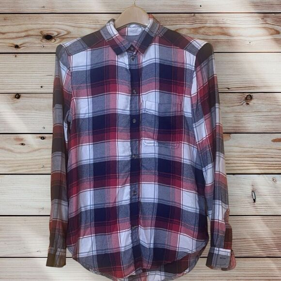 American Eagle Red White & Blue Long Sleeve Button Up Flannel Shirt Woman’s Sz S - Picture 1 of 5